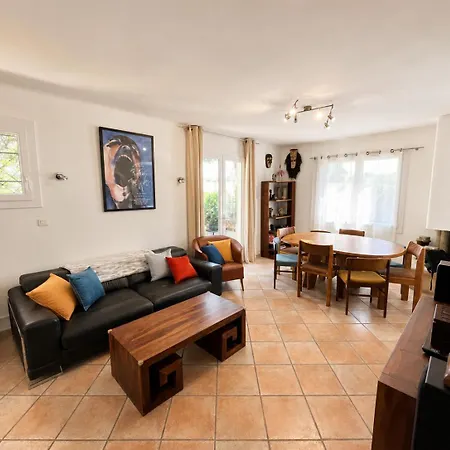 Villa La Cigaliere, Villa 6P, Ac, Pk, Piscine & Terrasse *