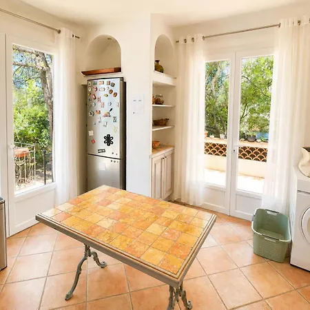Villa La Cigalière, T3, 6p, Ac, Pk, Piscine&terrasse Fréjus